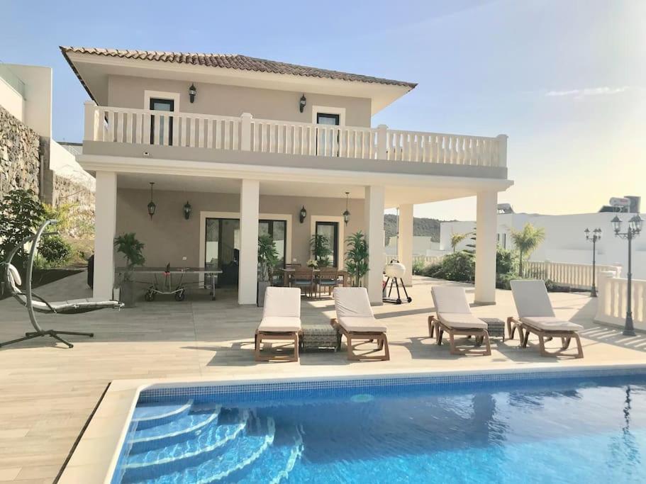 Villa Vista Bella Costa Adeje In Ruhiger Villengegend Mit Meerblick Екстериор снимка